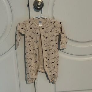 Adorable Beige Patterned Kids Footie